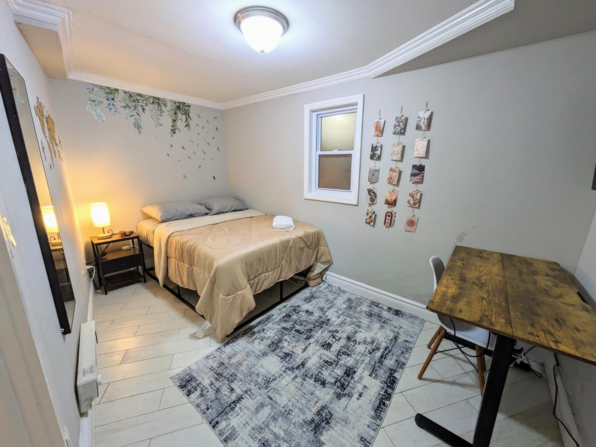 Lovely Room At 3 Bedroom Apt At The Heart Of East Village New York Exterior photo